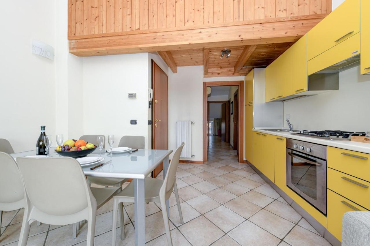 Sunset Apartment Home & Terrace Sirmione Exterior foto